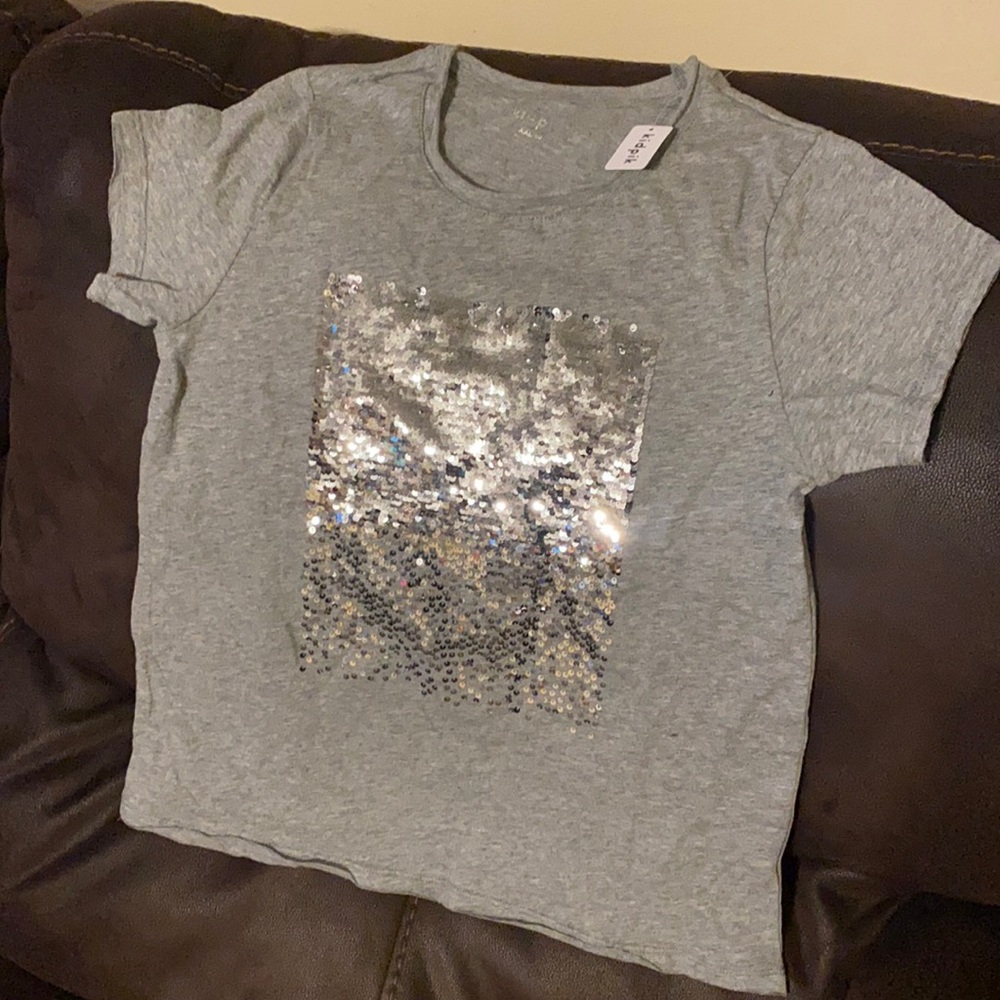Brand new kidpik shirt! Never worn tags still on!